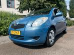 Toyota Yaris 1.3 5drs Automaat Airco NAP 2006 Blauw, Auto's, Toyota, Stof, 4 cilinders, Blauw, Origineel Nederlands