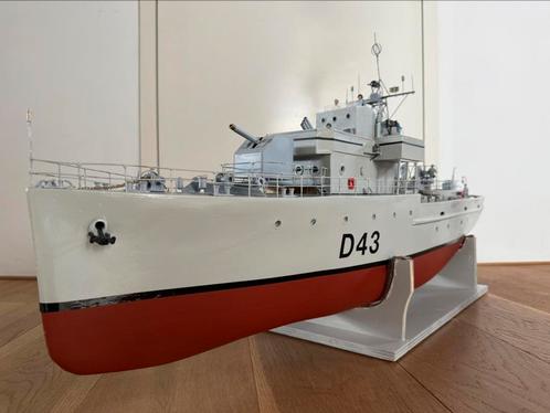 OORLOGSSCHIP D43 - RC-MODEL, Hobby en Vrije tijd, Modelbouw | Boten en Schepen, Zo goed als nieuw, Overige merken, Ophalen