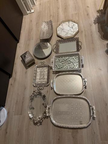 Schalen - dienbladen decoratie cadeau beschikbaar voor biedingen