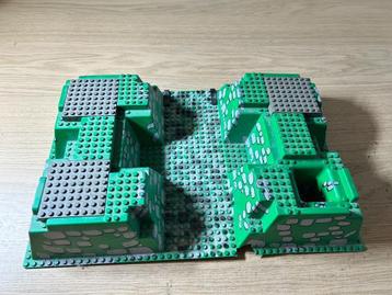 Lego Kasteel Grondplaat beschikbaar voor biedingen