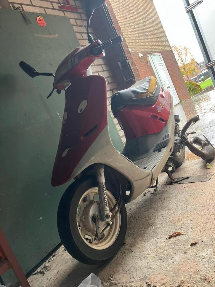 Sym Flash 50cc 2takt Scooter, Fietsen en Brommers, Scooters | Piaggio, Zo goed als nieuw, Overige modellen, Benzine, Ophalen