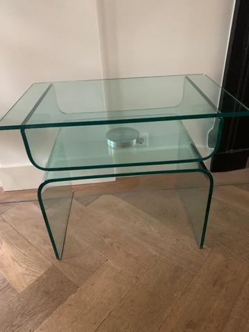 Design glazen bijzet-/televisietafel draaibaar vintage beschikbaar voor biedingen