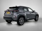 Toyota Yaris Cross 1.5 Hybrid 115 First Edition (bj 2025), 12 maanden, Stof, Gebruikt, Start-stop-systeem