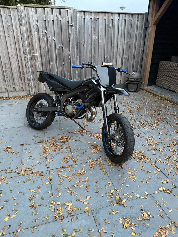 Derbi Senda 2005, Fietsen en Brommers, Brommers | Derbi, Zo goed als nieuw, Maximaal 45 km/u, Ophalen