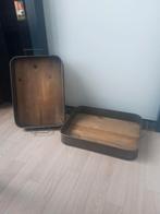 Twee trays / dienbladen, Huis en Inrichting, Woonaccessoires | Dienbladen, Ophalen, Gebruikt, Rechthoekig, Metaal
