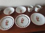 Servies met kerstman decor. 2x een setje porselein, Ophalen of Verzenden, Zo goed als nieuw