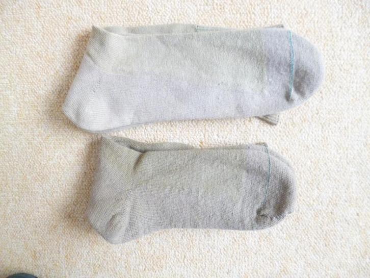 2 Paar militaire sokken uit 1950 1 paar €2, 2 paar €3, Verzamelen, Militaria | Algemeen, Landmacht, Kleding of Schoenen, Nederland
