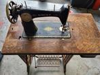 Antieke Singer Naaimachine met Tafel, Antiek en Kunst, Ophalen