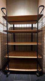Mooie bakkerskast met wieltjes, Huis en Inrichting, Kasten | Stellingkasten, Ophalen, Gebruikt