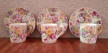 3 Vintage Chintz mini kop en schotels Engels/Japans? beschikbaar voor biedingen