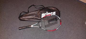 Tennisracket beschikbaar voor biedingen