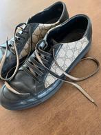Gucci Schoenen - Stijlvol en Tijdloos, Zwart, Ophalen of Verzenden, Sneakers of Gympen, Gedragen