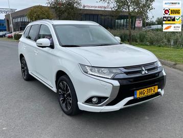 Mitsubishi Outlander 2.0 PHEV Instyle Aut, Trekhaak, Stoel-/ beschikbaar voor biedingen