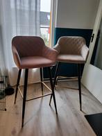 2 Velvet Barstoelen roze & beige - zga nieuw, Huis en Inrichting, Barkrukken, Ophalen, Met voetsteun, Zo goed als nieuw, 90 cm of meer