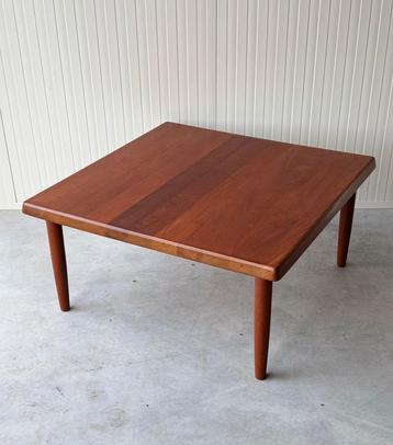 Salontafel Niels Bach Denmark 1960 Massief Teak beschikbaar voor biedingen