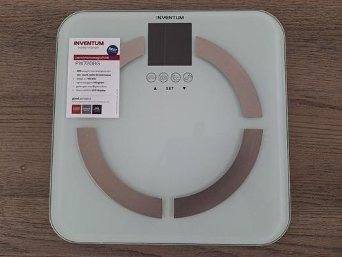 INVENTUM PW720BG Persoonsweegschaal – Lichaamsanalyse, Witgoed en Apparatuur, Weegschalen, Zo goed als nieuw, Digitaal, Personenweegschaal