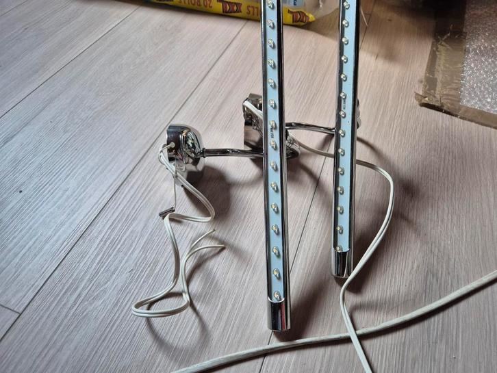 Ledverlichting voor schilderij 220V met trekschakelaar 2 st., Huis en Inrichting, Lampen | Wandlampen, Zo goed als nieuw, Ophalen of Verzenden