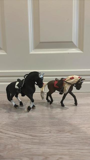 Schleich paarden beschikbaar voor biedingen