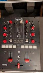 Numark Scratch Serato DJ Mixer + Chroma caps + case, Ophalen of Verzenden, Zo goed als nieuw, Minder dan 5 kanalen, Microfooningang