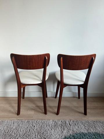 Vintage Midcentury Stoelen beschikbaar voor biedingen
