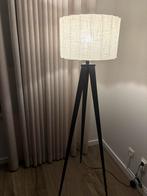 Zuiver lamp met een nieuwe light living kap!, Huis en Inrichting, Lampen | Vloerlampen, Japandi, Ophalen of Verzenden, Zo goed als nieuw