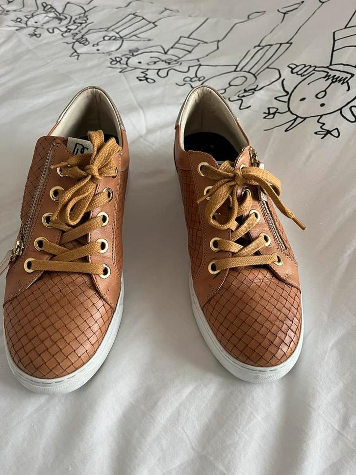 DLSport Sneakers Maat 41 - Inlegzolen & Rits, Kleding | Dames, Schoenen, Zo goed als nieuw, Sneakers of Gympen, Bruin, Ophalen of Verzenden