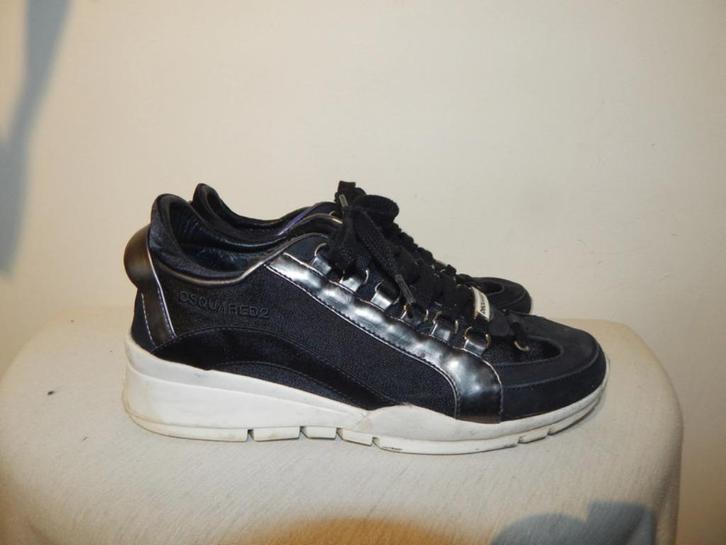 Dsquared zwarte sneakers merk stiksel glans delen 38, Kleding | Dames, Schoenen, Gedragen, Sneakers of Gympen, Zwart, Verzenden