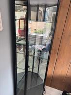 Nette  hoek vitrinekast met verlichting en slot/2 sleutels, Huis en Inrichting, Kasten | Vitrinekasten, Ophalen, Minder dan 50 cm