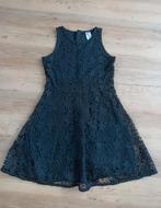 Zwarte C&A Kerstjurk met Sterren - Maat 152, Gebruikt, C&A, Meisje, Ophalen of Verzenden