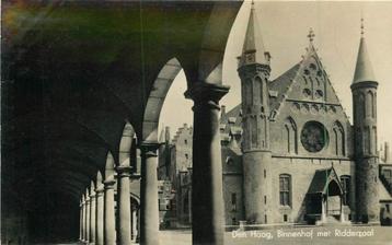 (381-025-021) Den Haag Binnenhof met Ridderzaal beschikbaar voor biedingen