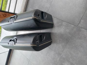 GRATISSS !Nette set hardcase koffers ivm overbodig geworden. beschikbaar voor biedingen