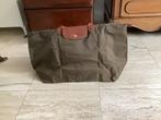 Longchamp le pliage XL reistas mosgroen, Ophalen of Verzenden, Zo goed als nieuw, Groen, 30 cm of meer