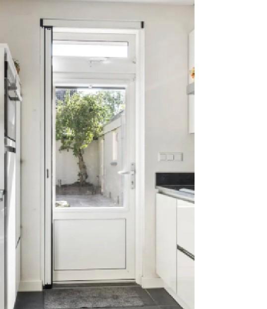 Kunststof kozijn + deur + elektrische rolluik + Plisse hor, Doe-het-zelf en Verbouw, Kozijnen en Schuifpuien, Zo goed als nieuw