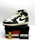 Nike Air Jordan 1 Retro High Dark Mocha 555088-105 US9.5 43, Kleding | Heren, Schoenen, -, Ophalen of Verzenden, Zo goed als nieuw