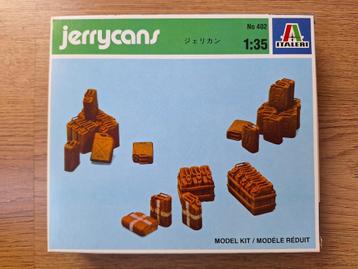 1:35 1/35 Italeri jerrycans beschikbaar voor biedingen