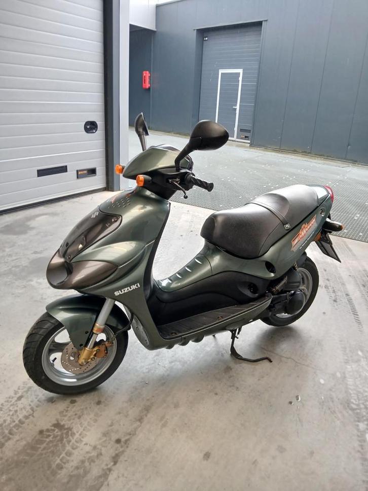 Suzuki zillion 50cc 2t watergekoelde scooter 45km brom model, Fietsen en Brommers, Scooters | Overige merken, Benzine, Ophalen