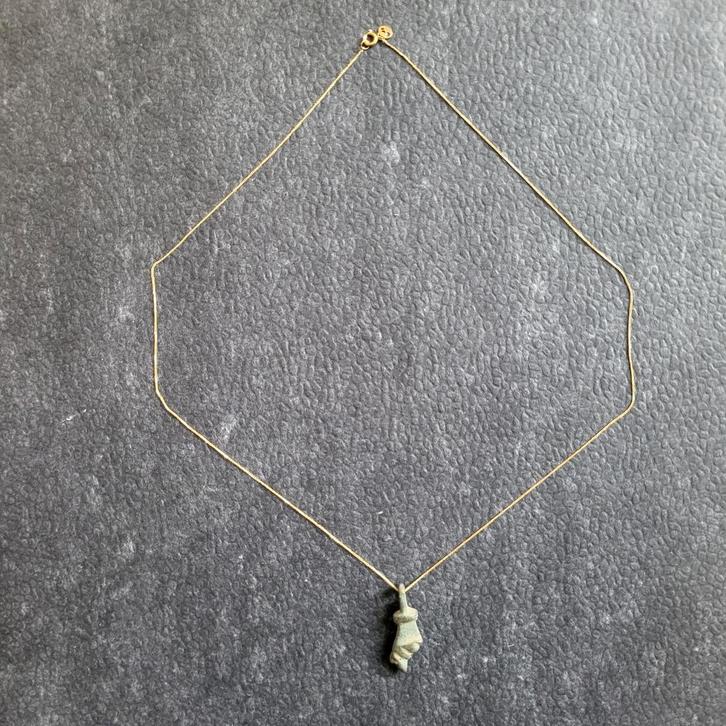 Romeins Zeldzame hanger van de mano fico +14k gouden ketting, Sieraden, Tassen en Uiterlijk, Antieke sieraden, Goud, Ophalen of Verzenden