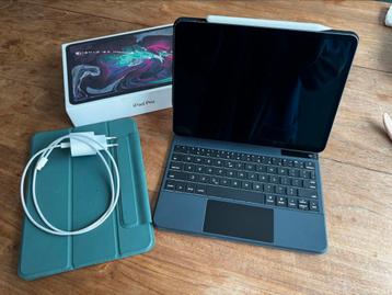 iPad Pro 11“ 64GB Space Gray keyboard, pen, doos en factuur beschikbaar voor biedingen