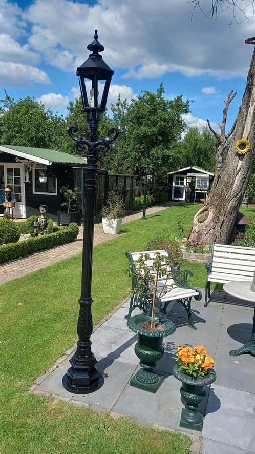 Zware Zwarte Massief Gietijzeren Lantaarnpaal z.g.a.n.., Tuin en Terras, Buitenverlichting, Zo goed als nieuw, Staande lamp, IJzer