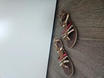 Sandalen maat 36 beschikbaar voor biedingen