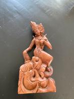 Beeldje vrouw, houtsnijwerk, Indonesië, Ophalen, Gebruikt