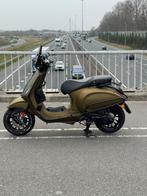 Vespa sprint 80cc, Fietsen en Brommers, Ophalen, Overige modellen, Maximaal 45 km/u, Zo goed als nieuw