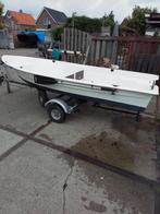 Polyester boot met trailer, electrische motor en accu's, Watersport en Boten, Ophalen, Tot 10 pk, Zo goed als nieuw, 3 tot 6 meter