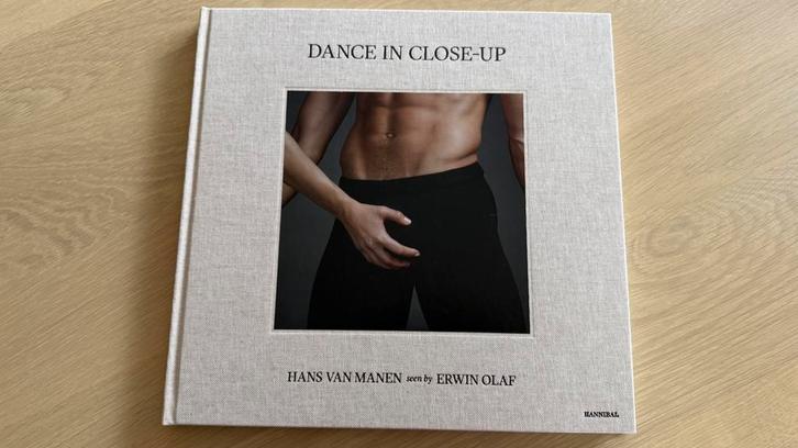 ERWIN OLAF;  DANCE IN CLOSE UP, GESIGNEERD Nieuw, Boeken, Kunst en Cultuur | Fotografie en Design, Nieuw, Fotografen, Ophalen of Verzenden