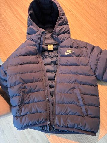 Nike Winterjas Jongen/Meisje - Maat 137/148 beschikbaar voor biedingen