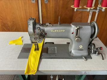 Te koop durkopp 2 naalds machine beschikbaar voor biedingen