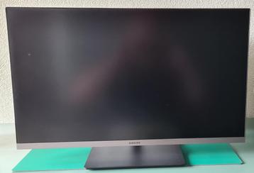 SAMSUNG LS27R650FDRXEN beschikbaar voor biedingen