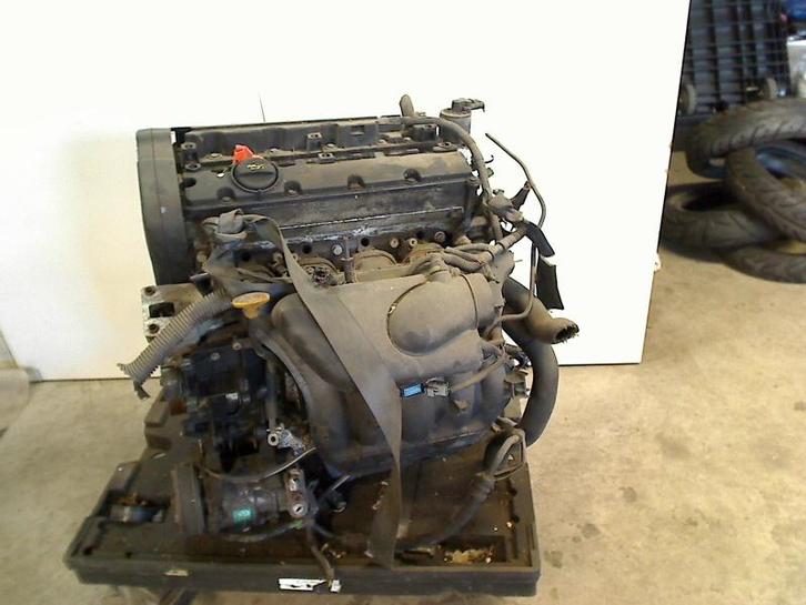 Motor Peugeot 206 (2A/C/H/J/S) (1999-06/2007-12), Auto-onderdelen, Motor en Toebehoren, Peugeot, Gebruikt