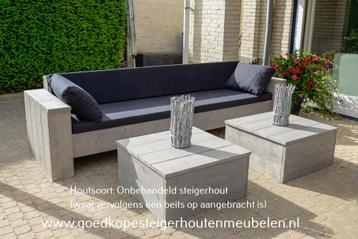 Mooie houten hoekbank op maat beschikbaar voor biedingen