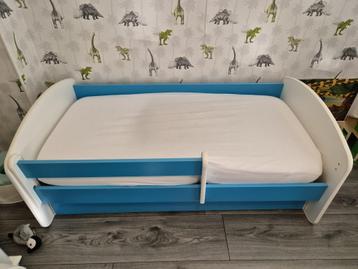 Complete peuterkamer incl. Matras beschikbaar voor biedingen
